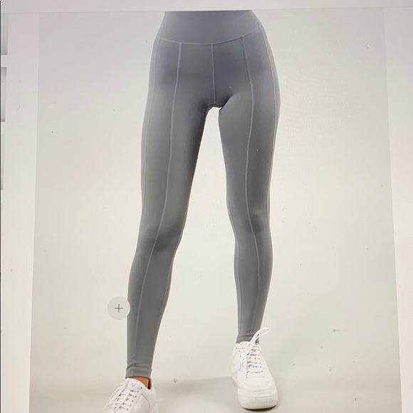 Buffbunny  Baddie Leggings M in Shaded Gray - Picture 6 of 10